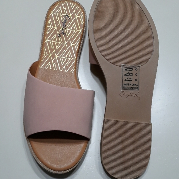 Slide sandals - Picture 3 of 4